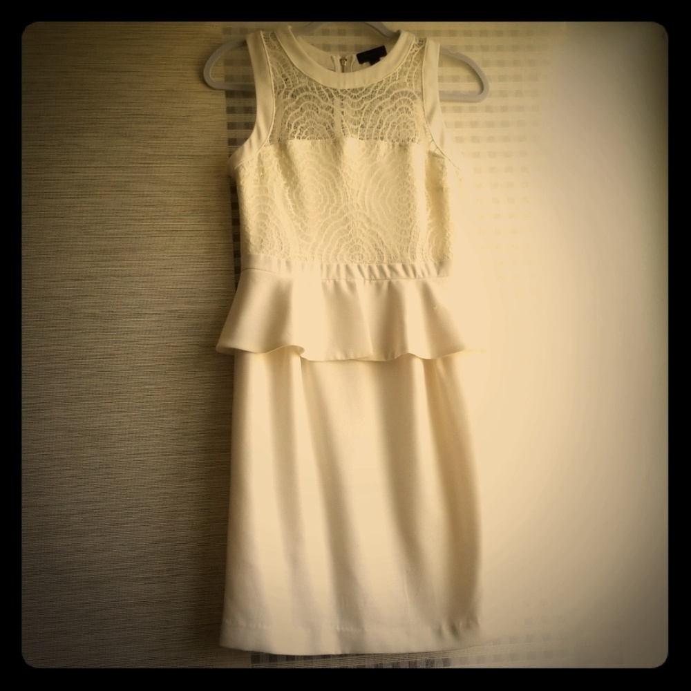 Peplum lace dress